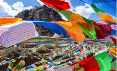 How to Experience Chengdu’s Street Food Like a Local Resident